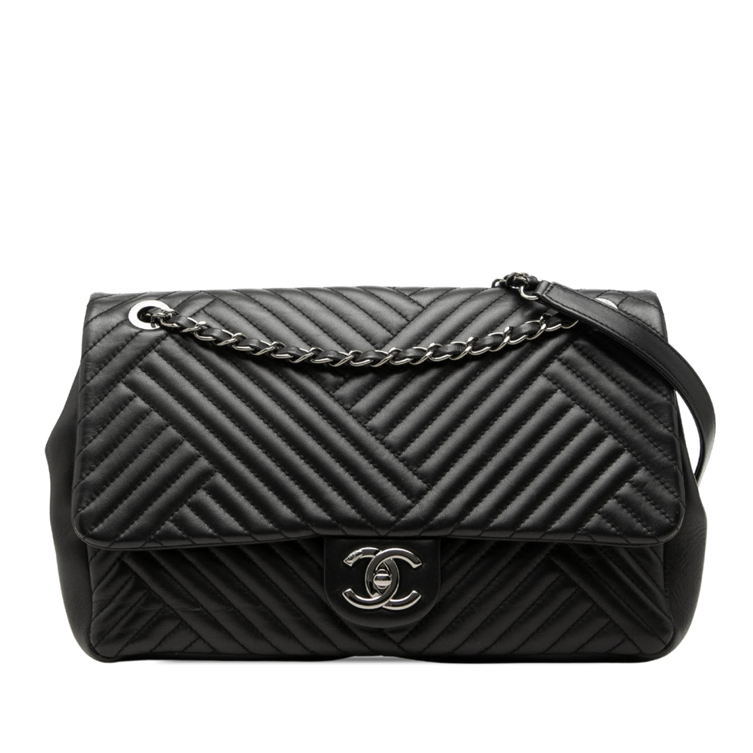 Chanel CC Crossing à rabat Grand Cuir d'agneau Noir – vue principale – GABY PARIS