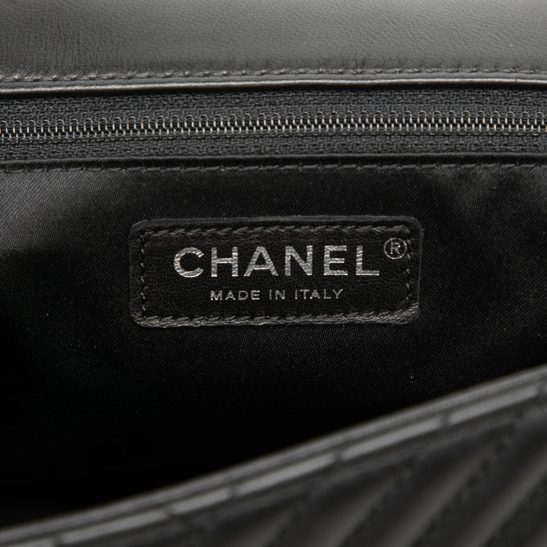 Chanel CC Crossing à rabat Grand Cuir d'agneau Noir – vue 5 – GABY PARIS