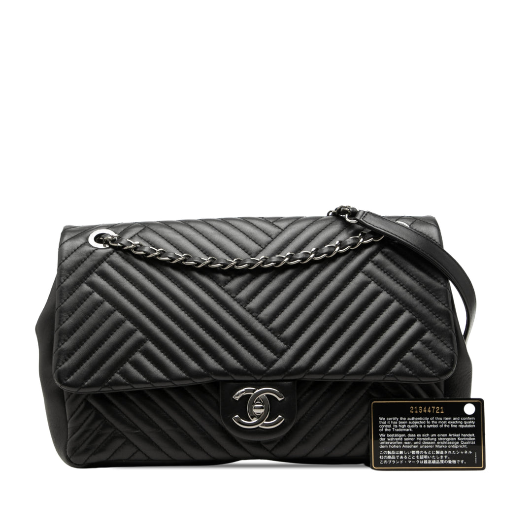 Chanel CC Crossing à rabat Grand Cuir d'agneau Noir – vue 7 – GABY PARIS