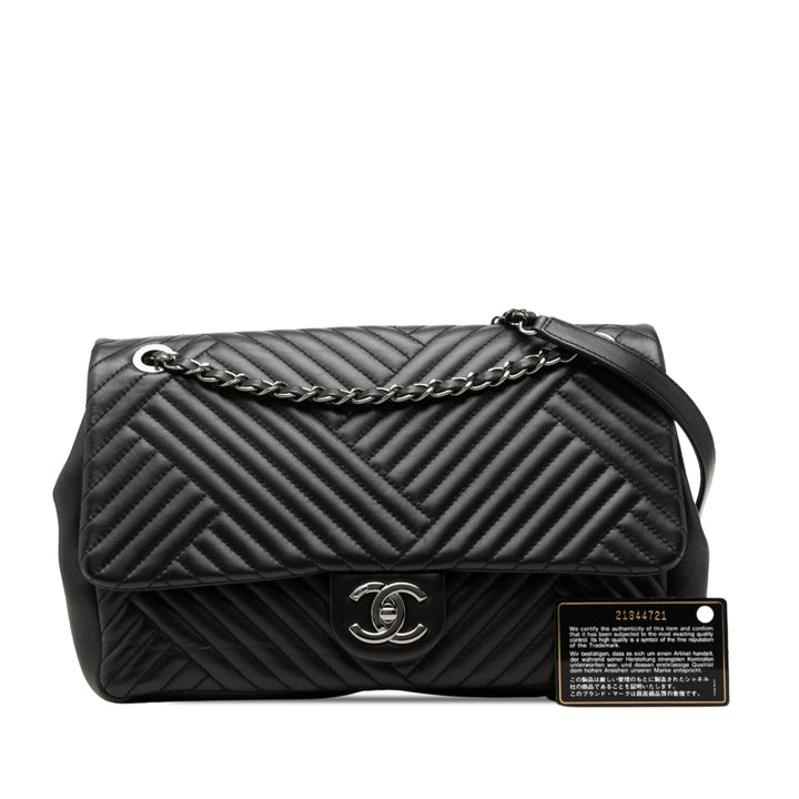 Chanel CC Crossing à rabat Grand Cuir d'agneau Noir – vue 7 – GABY PARIS