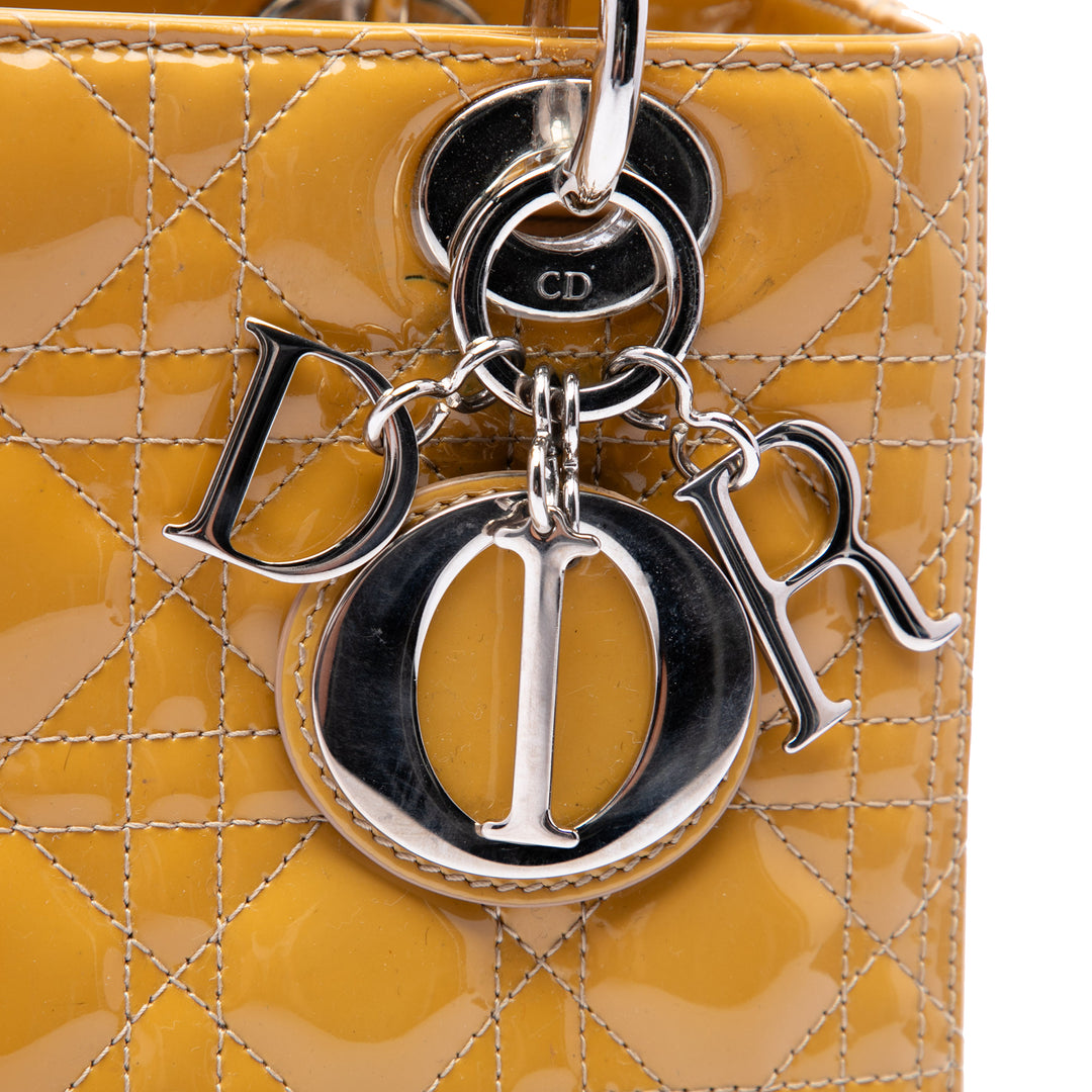 Dior Medium Cuir verni Cannage Lady Dior