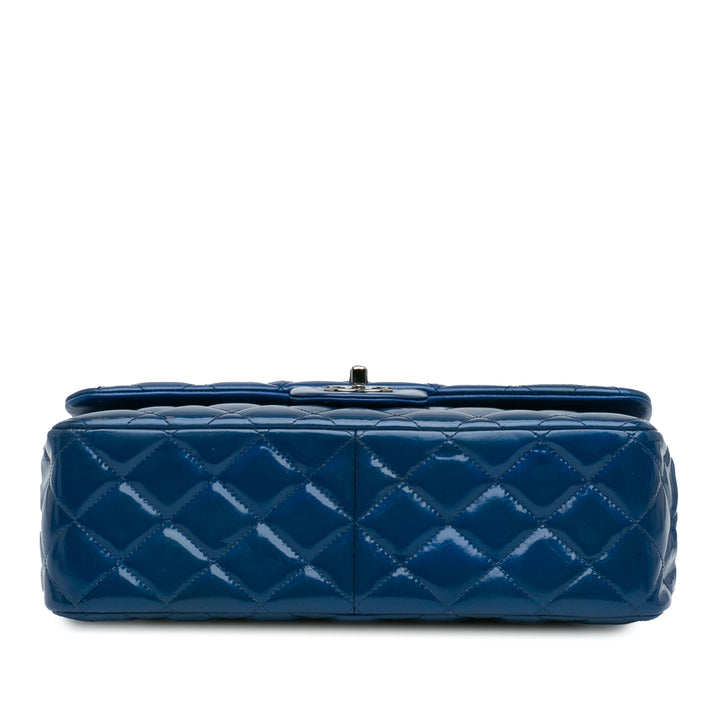 Chanel Jumbo Classic Cuir verni Double rabat Bleu – GABY PARIS Authentique