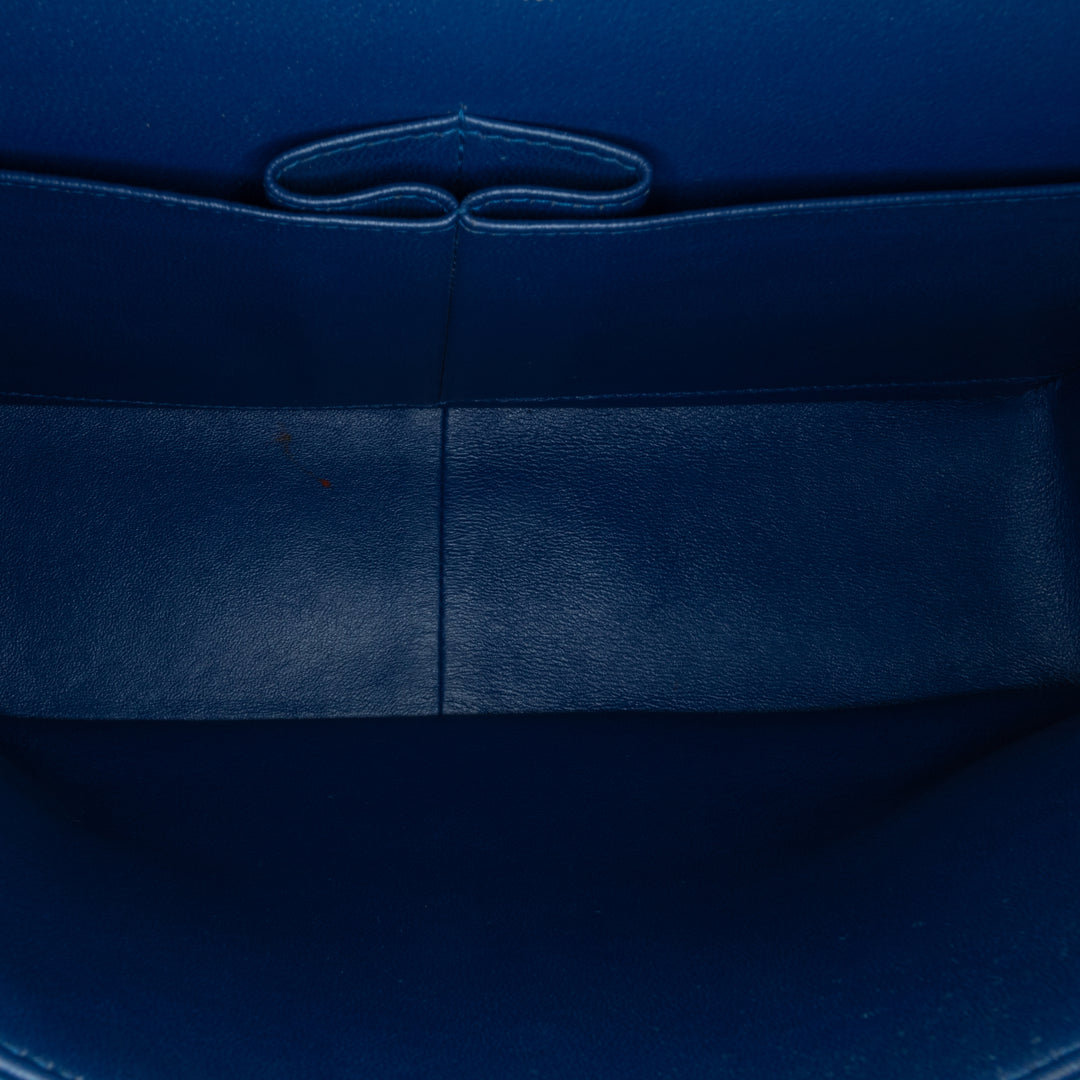 Chanel Jumbo Classic Cuir verni Double rabat Bleu – GABY PARIS Authentique