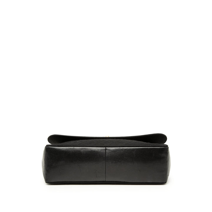 Chanel CC Matelassé Jersey et Cuir d’agneau à finitions Simple rabat