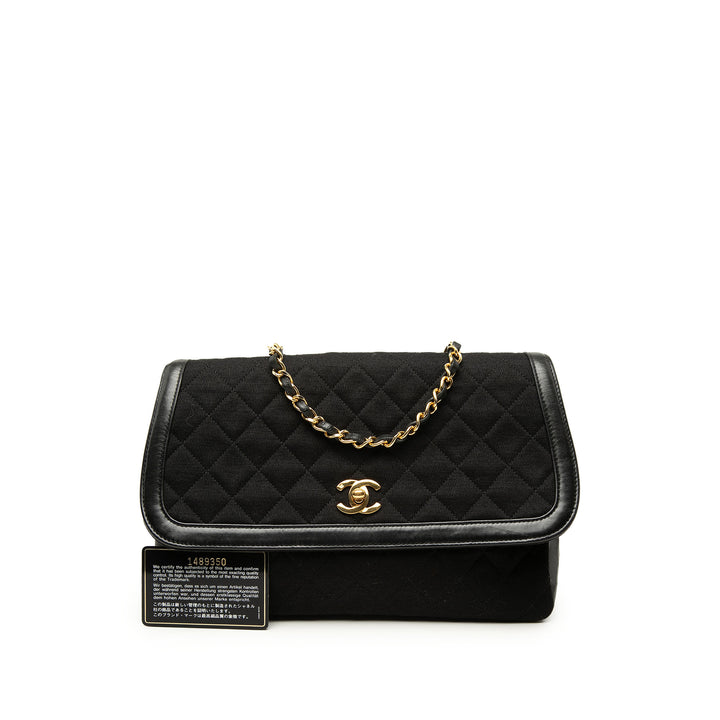 Chanel CC Matelassé Jersey et Cuir d’agneau à finitions Simple rabat