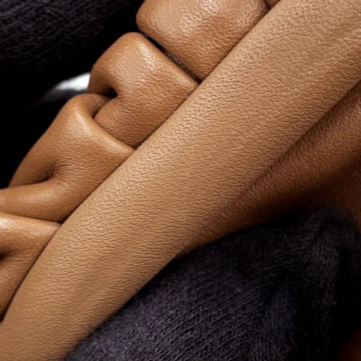 Bottega Veneta Cuir d’agneau The Extra Mini Pochette Sac porté croisé Marron – GABY PARIS Authentique