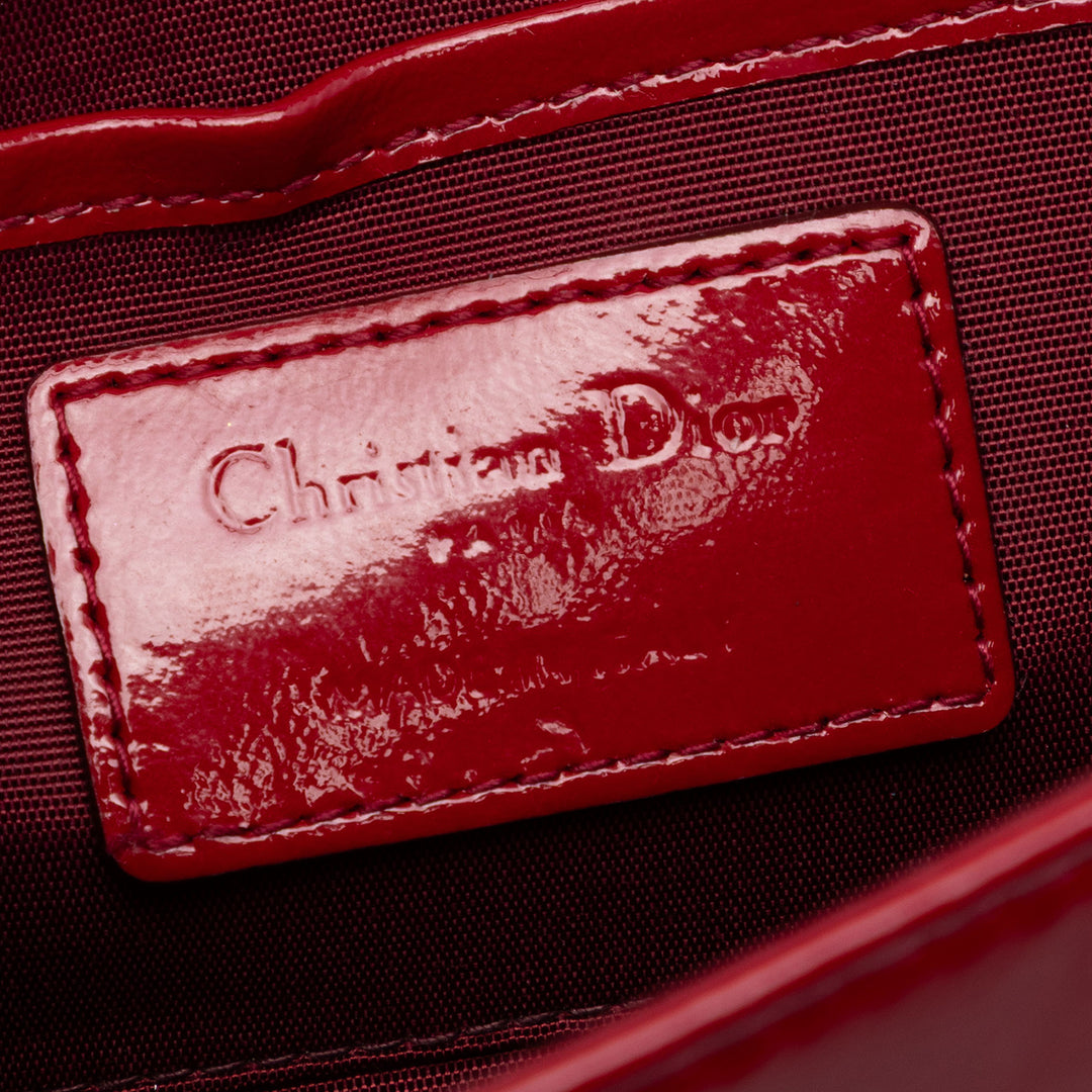 Dior Cuir verni Cannage Lady Dior Pochette avec chaîne