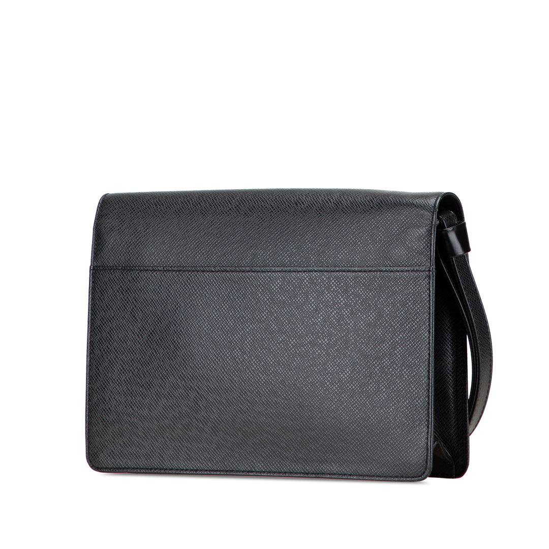 Louis Vuitton Taiga Selenga Noir