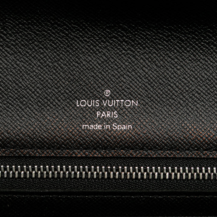Louis Vuitton Taiga Selenga Noir