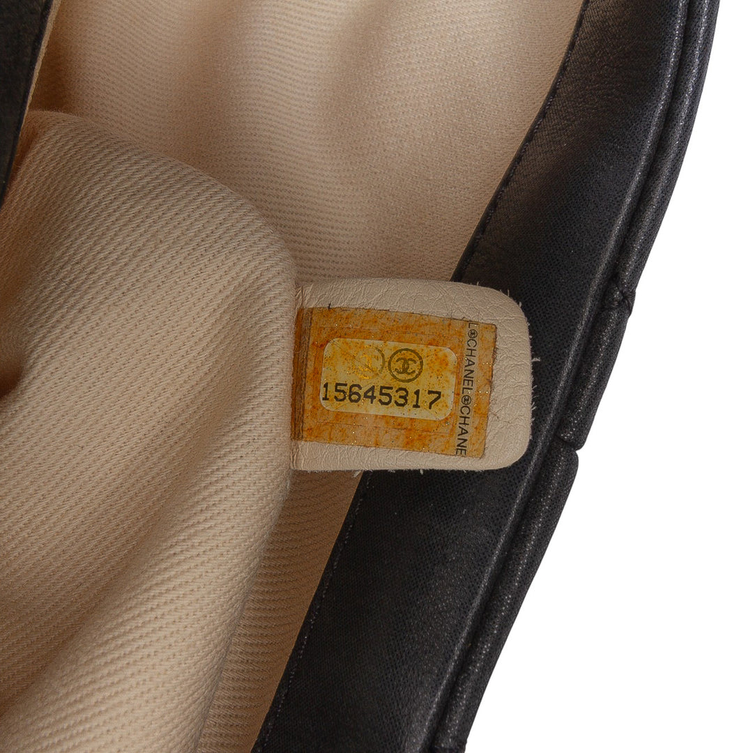 Chanel Quilted Cuir de veau Chic Quilt Flap Noir – GABY PARIS Authentique