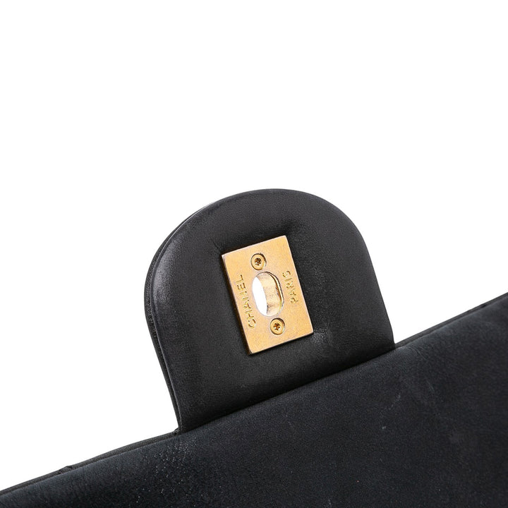 Chanel Quilted Cuir de veau Chic Quilt Flap Noir – GABY PARIS Authentique