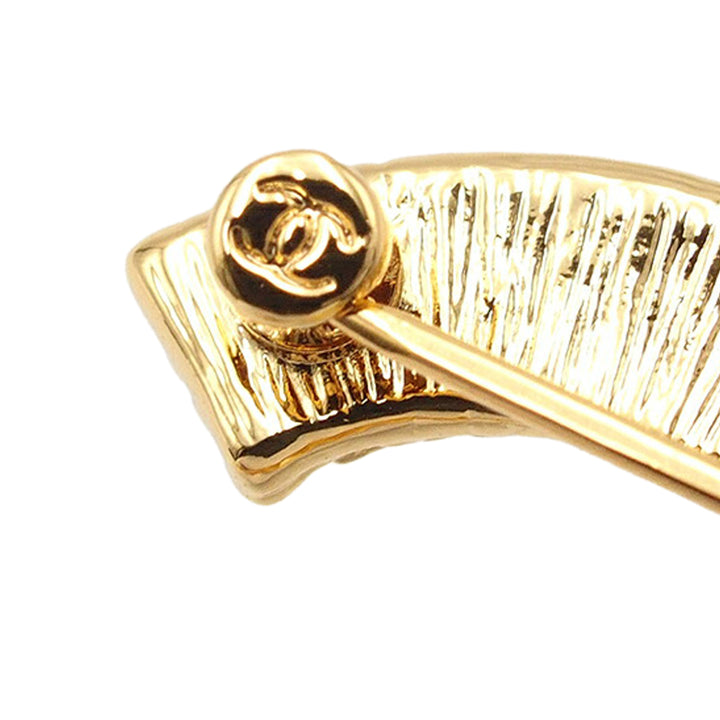 Chanel CC plaqué Enamel Broche