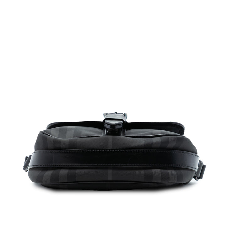 Burberry Smoke Check Coated Toile Sac porté croisé