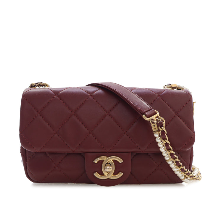 Chanel Mini Matelassé Cuir de veau Cristal Perles Chain à rabat