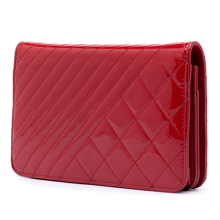 Chanel CC Matelassé Cuir verni Coco Boy Wallet on Chain