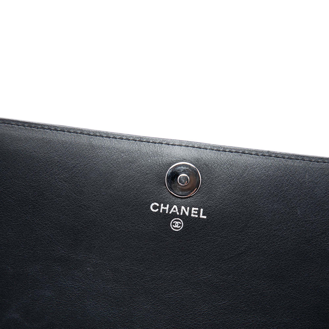 Chanel CC Cuir verni Strass Embellished Wallet on Chain