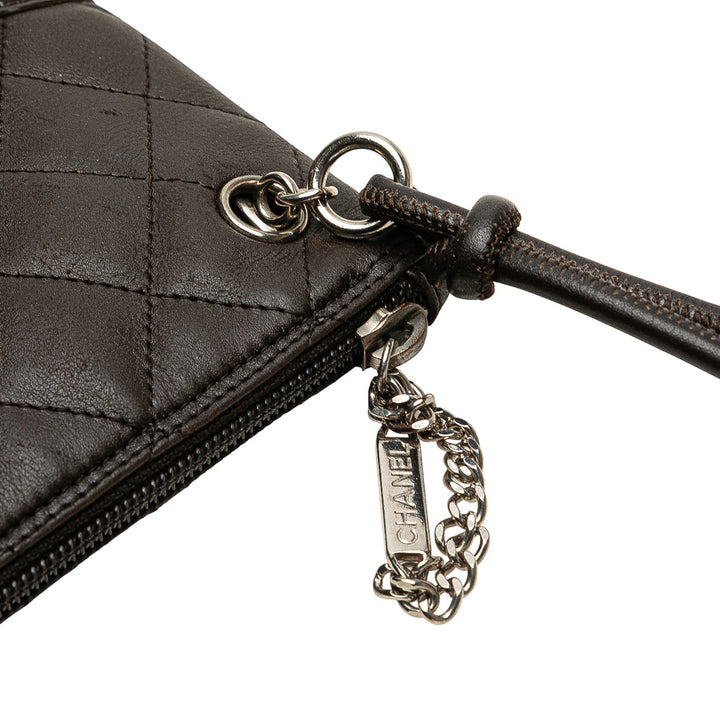 Chanel Quilted Cuir d’agneau Cambon Ligne Flat Sac porté croisé Noir