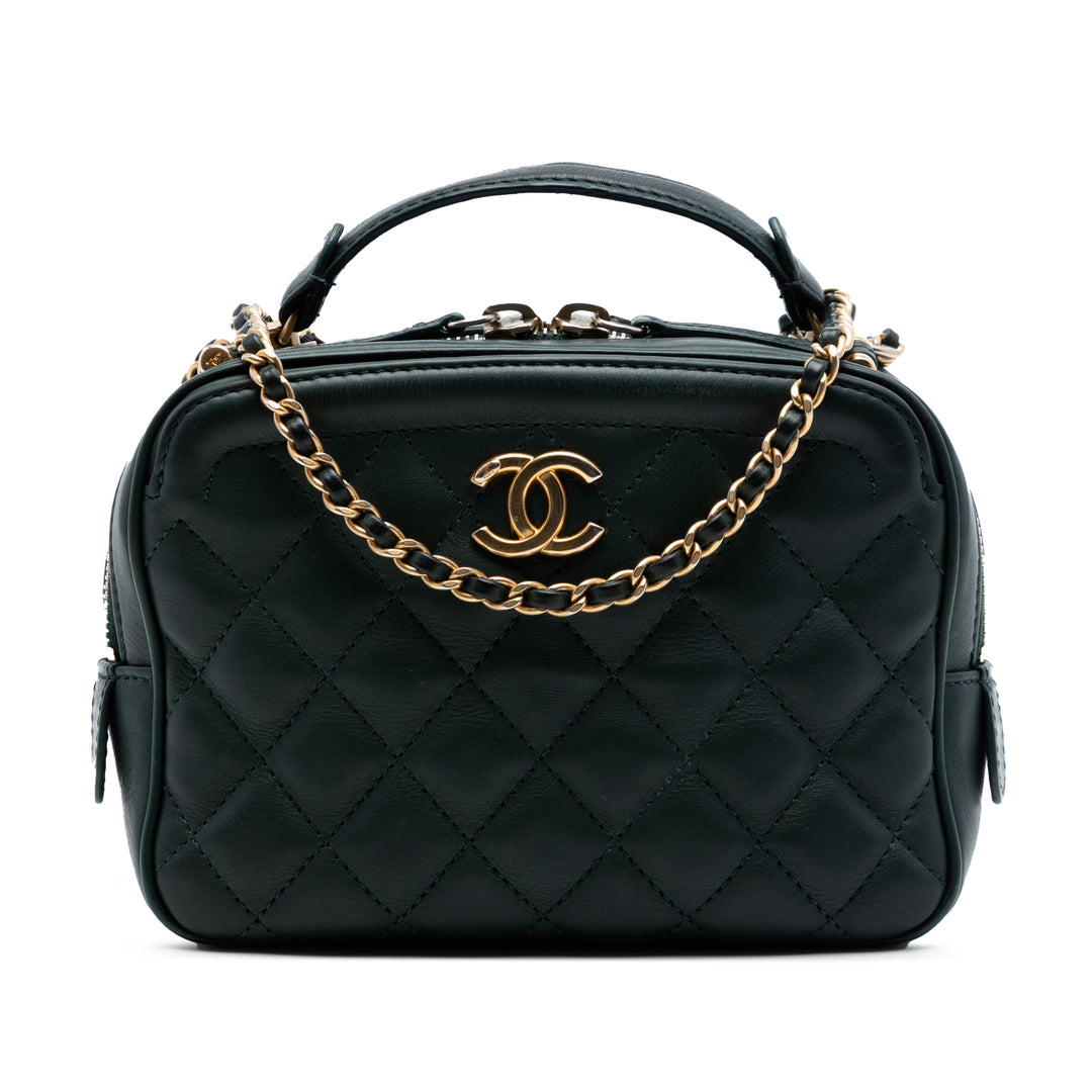 Chanel Small CC Matelassé Cuir de veau anse supérieure Vanity avec chaîne