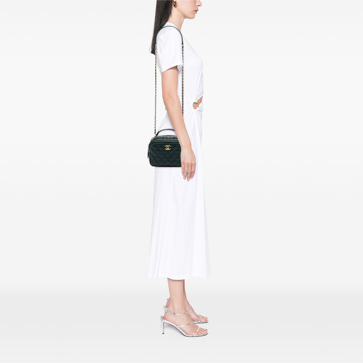Chanel Small CC Matelassé Cuir de veau anse supérieure Vanity avec chaîne