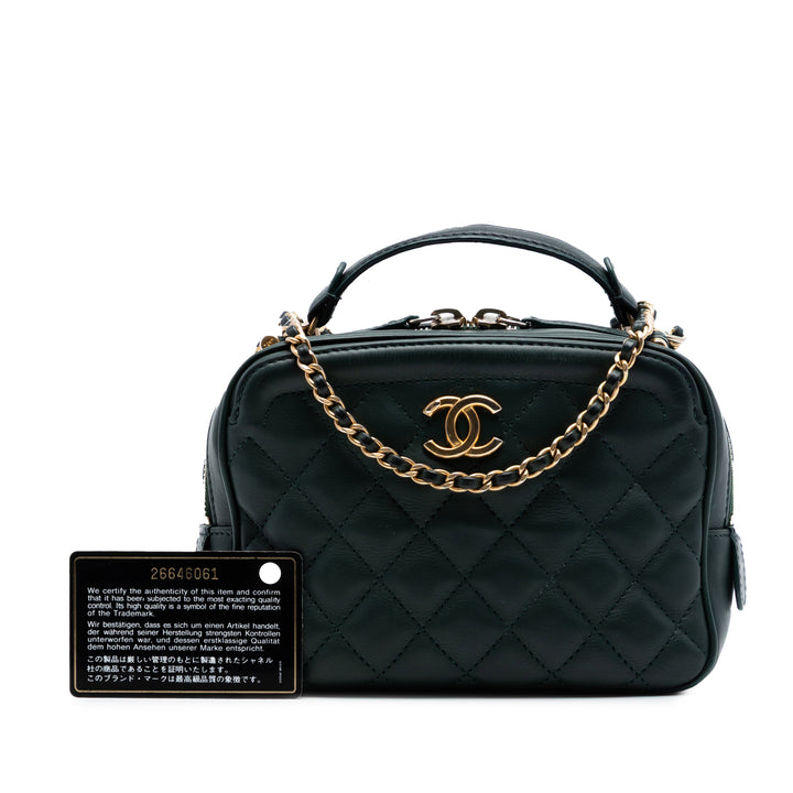 Chanel Small CC Matelassé Cuir de veau anse supérieure Vanity avec chaîne