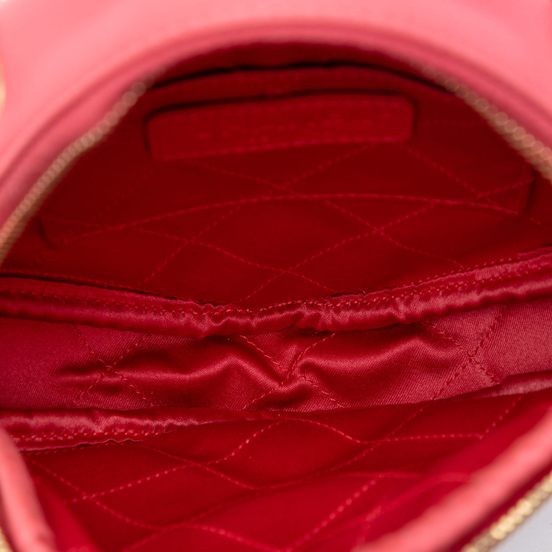 Chanel CC Matelassé Diamond Pochette avec chaîne Cuir d'agneau