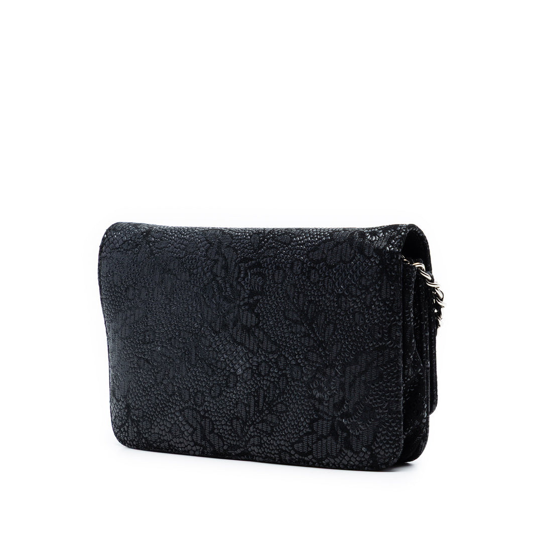 Chanel CC Lace Overlay Cuir de chèvre Wallet on Chain