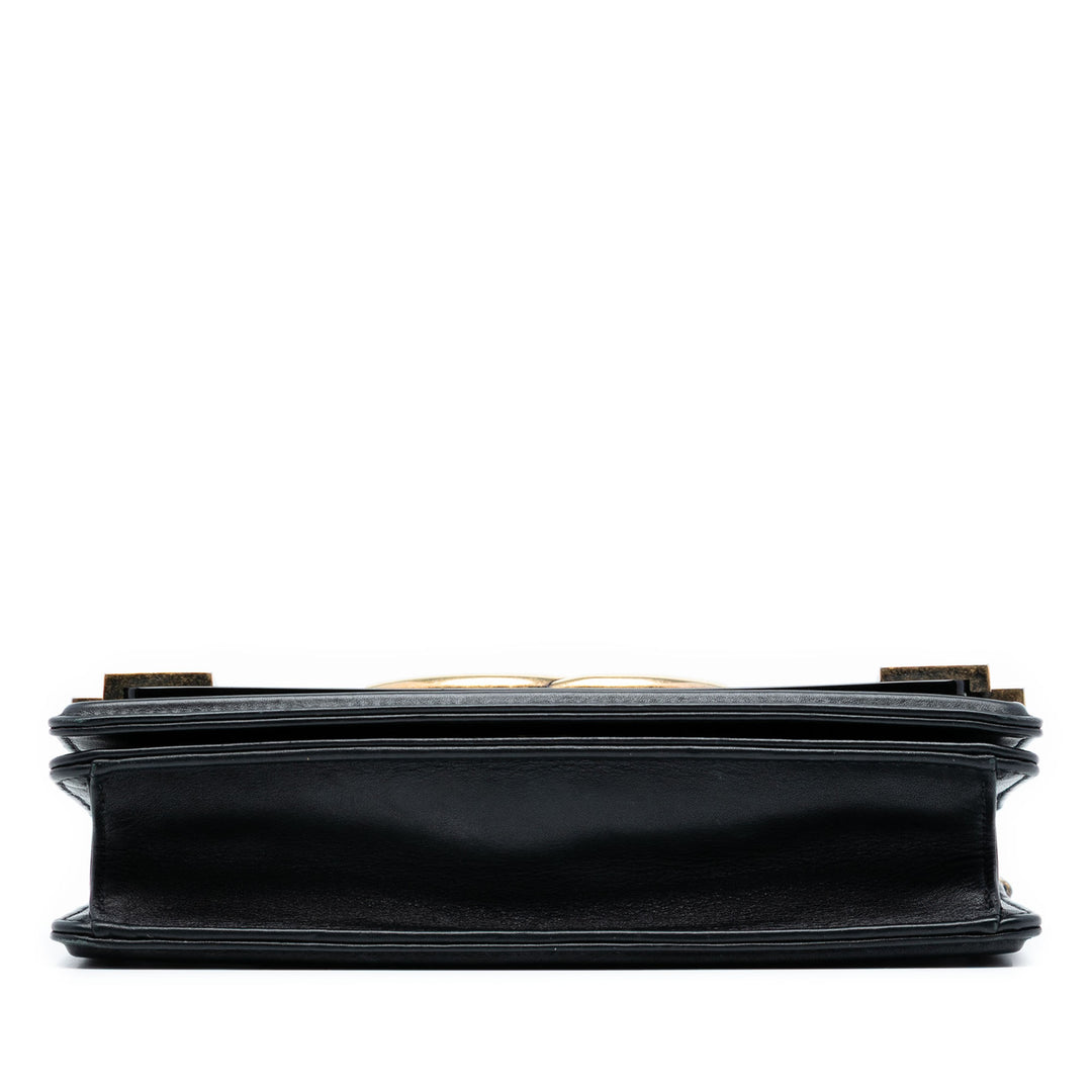 Chanel Paris Seoul Cuir d’agneau et Metallic Plate Lego Boy Brick à rabat