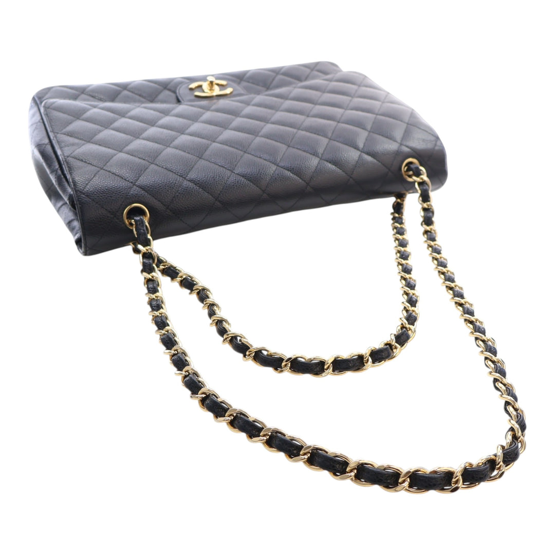 Chanel Maxi Classic Caviar Double rabat