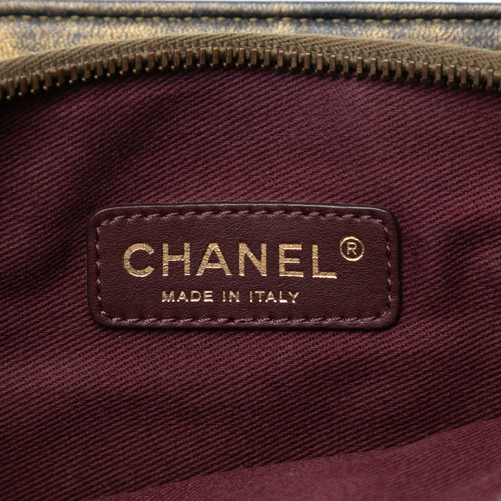 Chanel Metallic Cuir d’agneau CC Chain Fringe Pochette