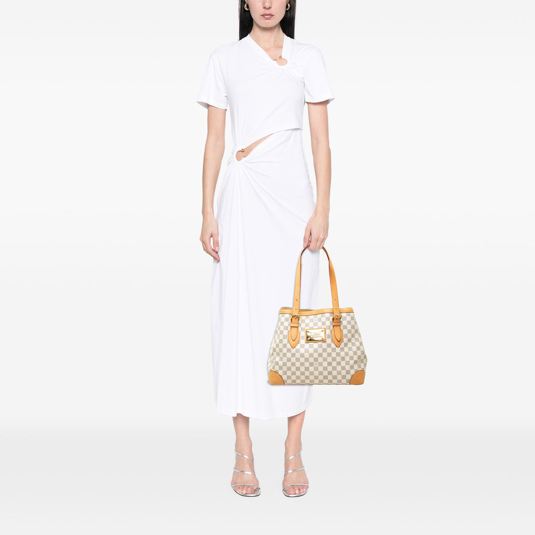 Louis Vuitton Cabas Hampstead Damier Azur MM Blanc – vue 6 – GABY PARIS