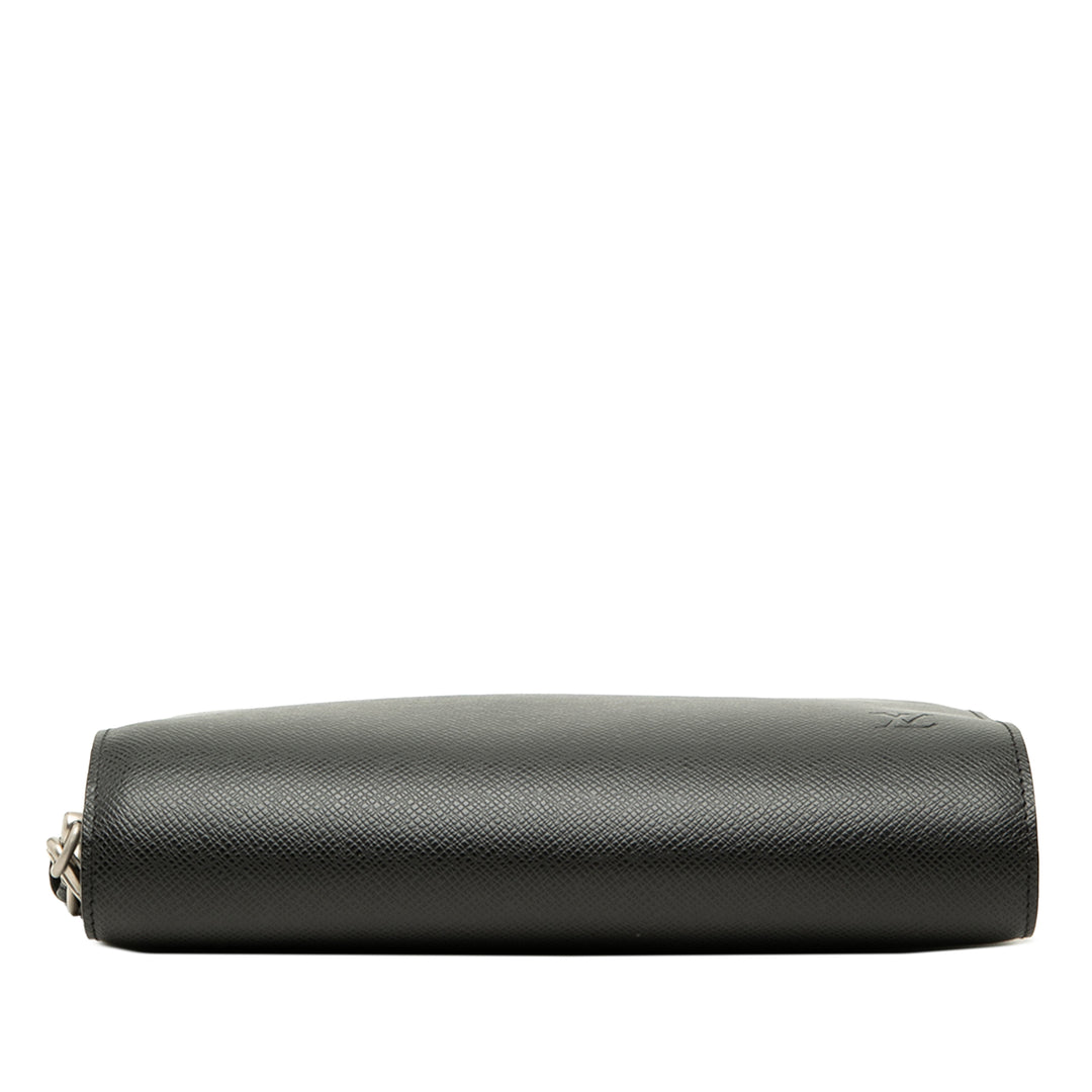 Louis Vuitton Taiga Pochette Baikal Cuir