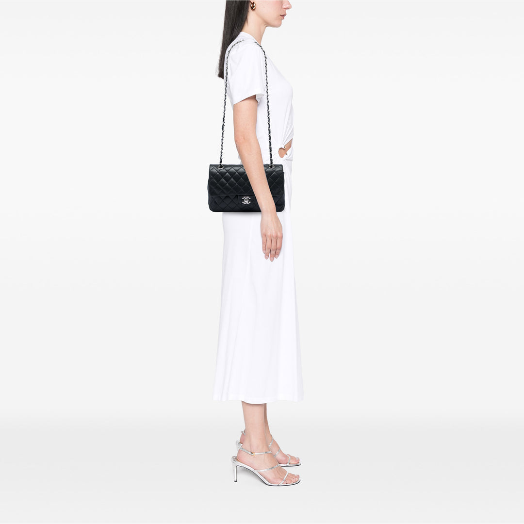 Chanel Medium Classic Cuir d’agneau Double rabat