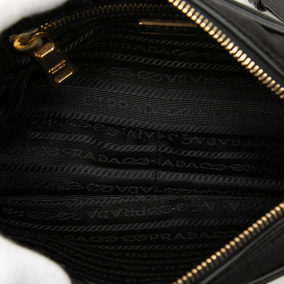 Prada Small Tessuto Front Pocket Sac caméra