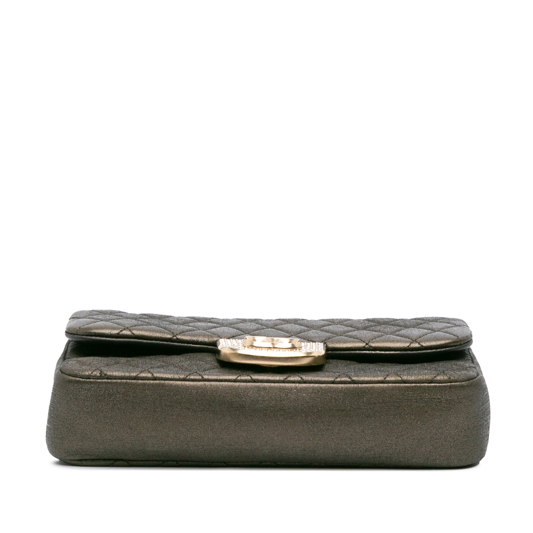 Chanel Small Quilted Iridescent Cuir de veau Crystal Simple rabat Marron