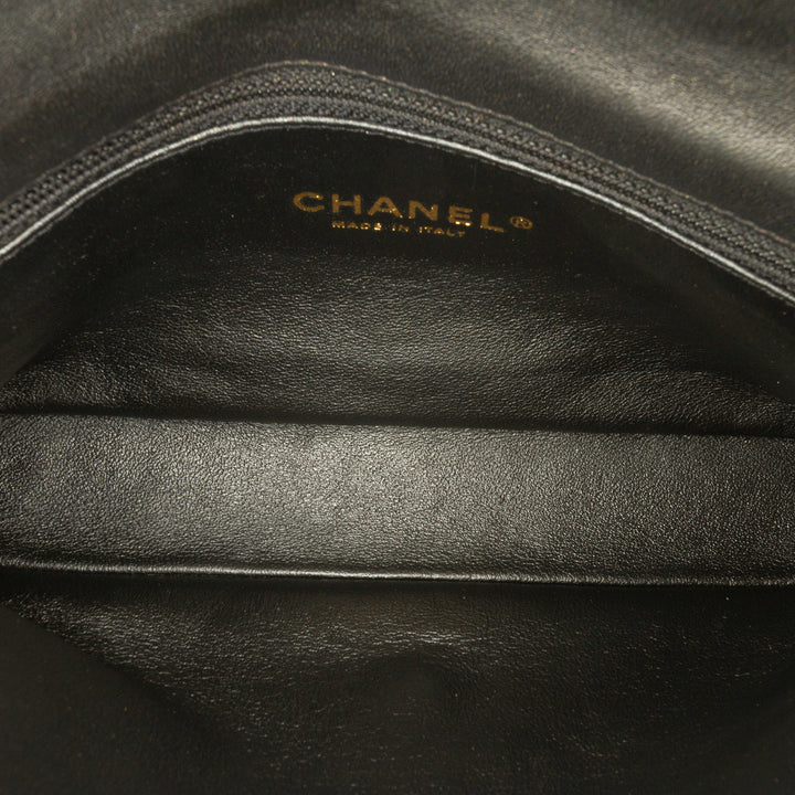 Chanel Small Quilted Iridescent Cuir de veau Crystal Simple rabat Marron