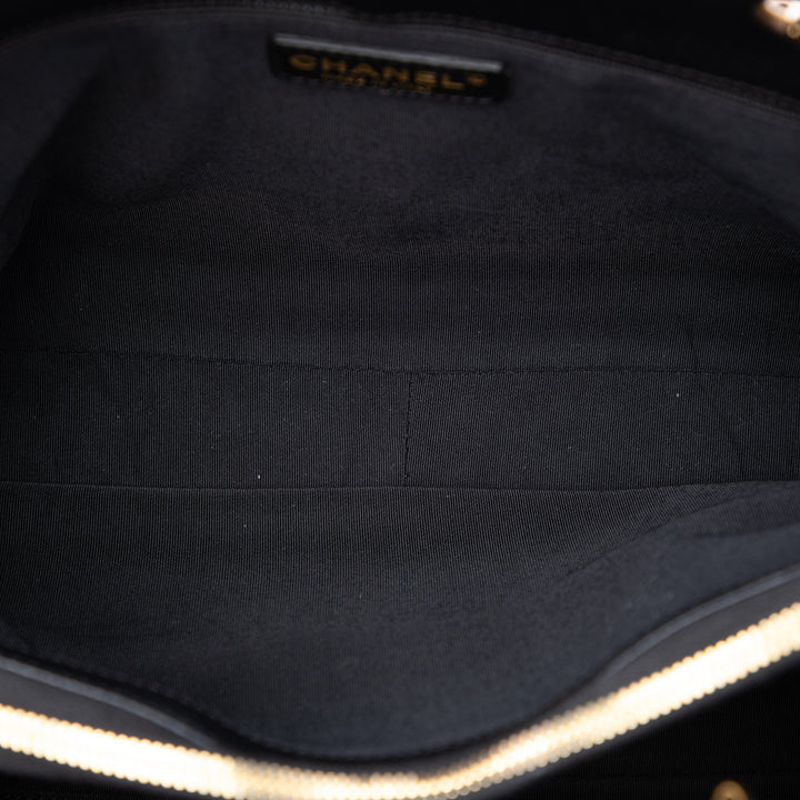 Chanel Caviar Grand Shopping Cabas