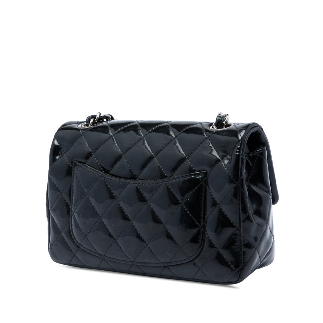 Chanel Sac bandoulière Classic Rectangulaire Rabat simple Mini Noir – vue 2 – GABY PARIS