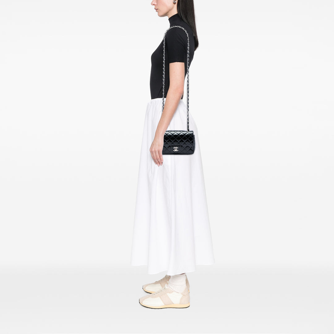 Chanel Sac bandoulière Classic Rectangulaire Rabat simple Mini Noir – vue 5 – GABY PARIS
