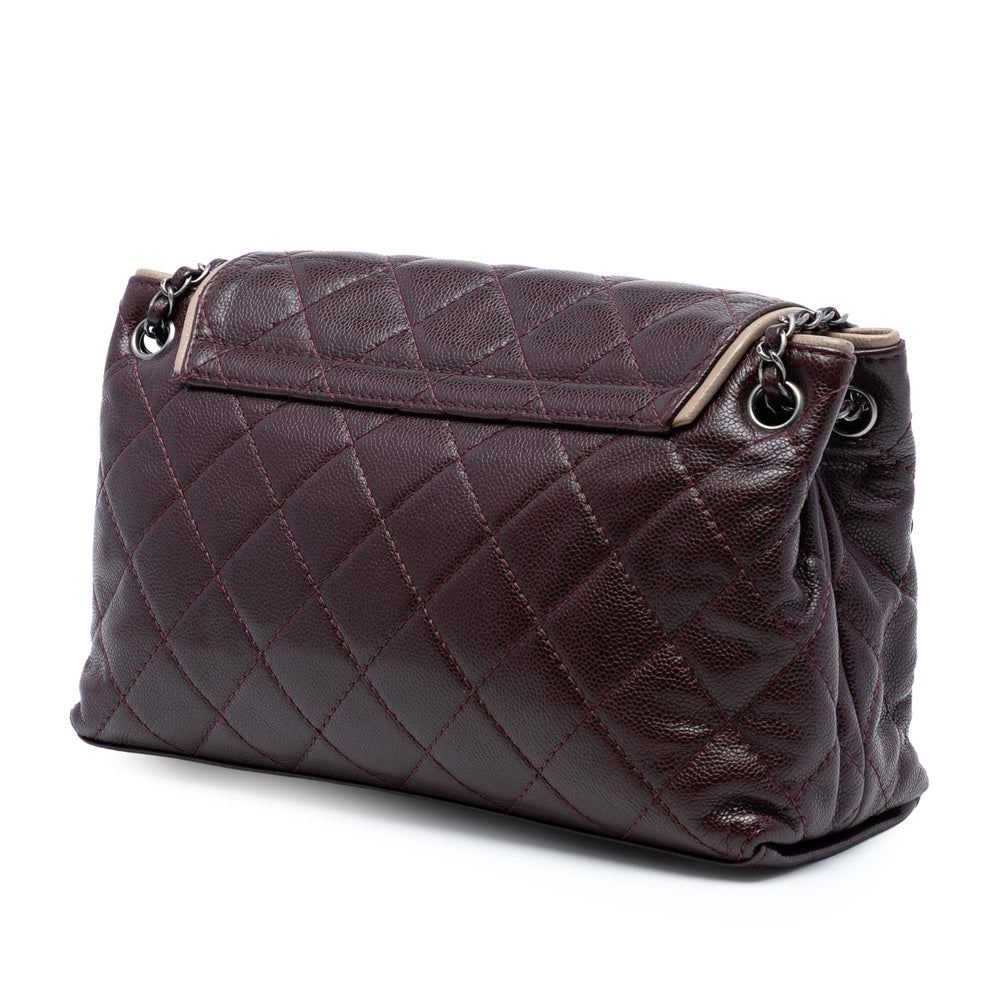 Chanel CC Matelassé Caviar Border à rabat – GABY PARIS Authentique