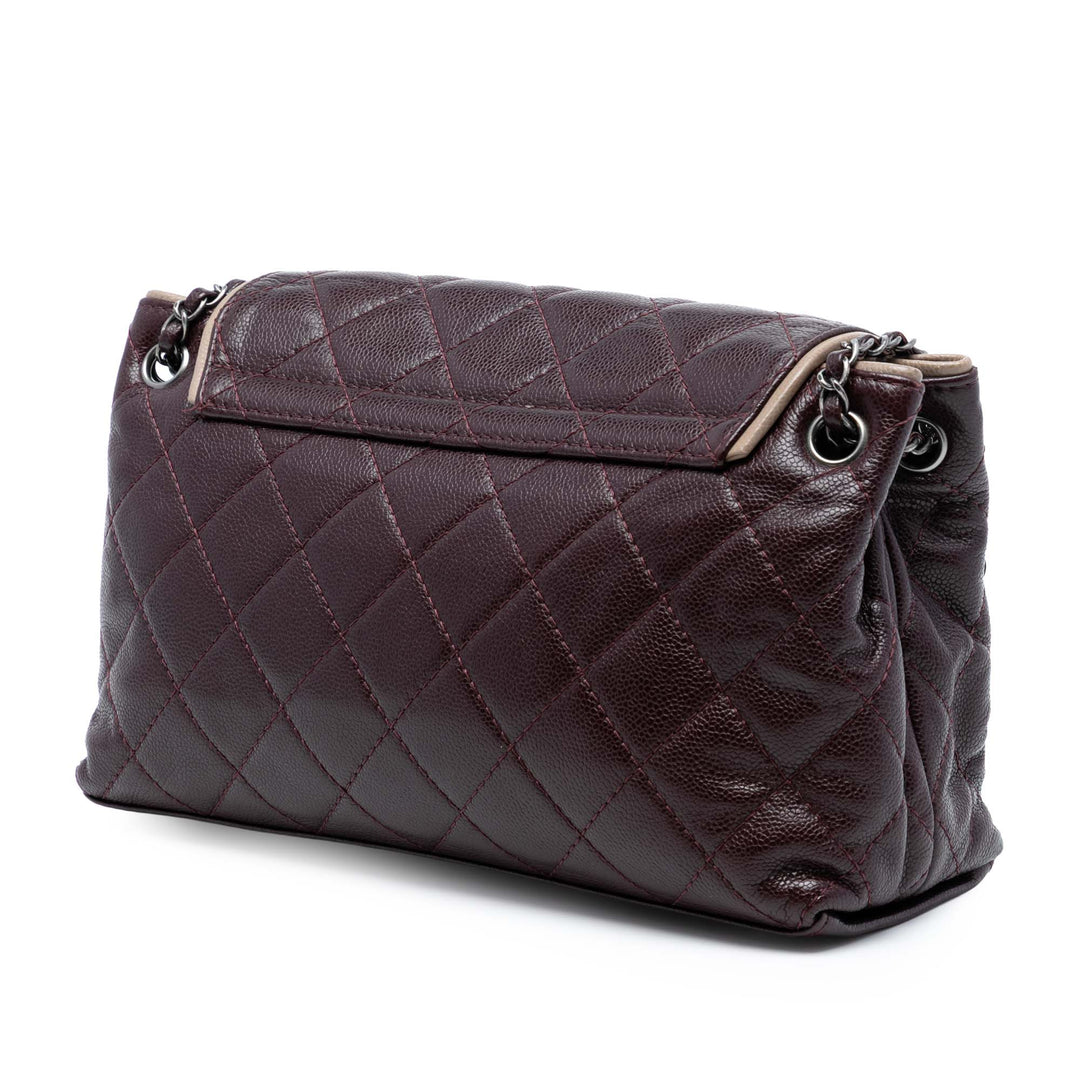 Chanel CC Matelassé Caviar Border à rabat – GABY PARIS Authentique