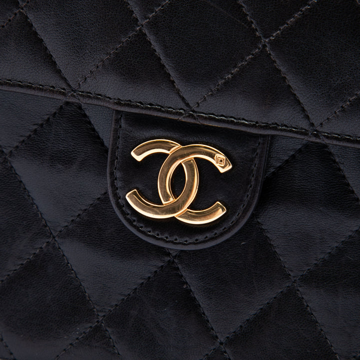 Chanel Medium CC Matelassé Cuir d’agneau Simple rabat