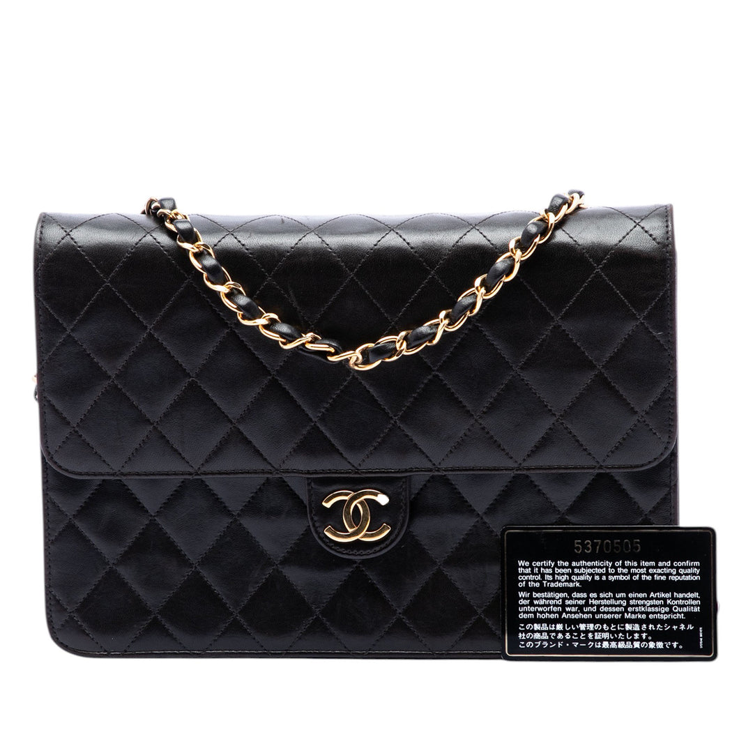 Chanel Medium CC Matelassé Cuir d’agneau Simple rabat