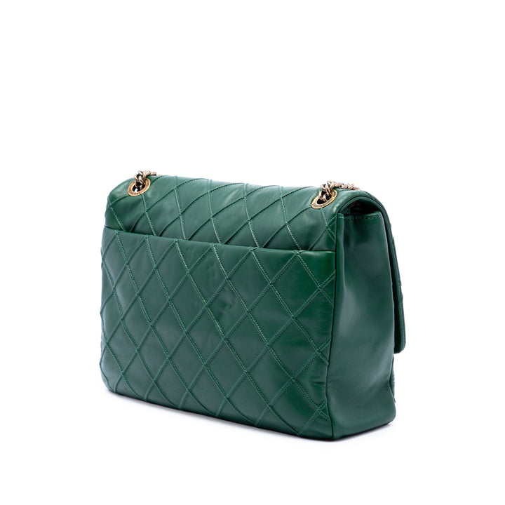 Chanel Jumbo Diamond Debossed Cuir de veau Reissue 2.55 Cosmos à rabat