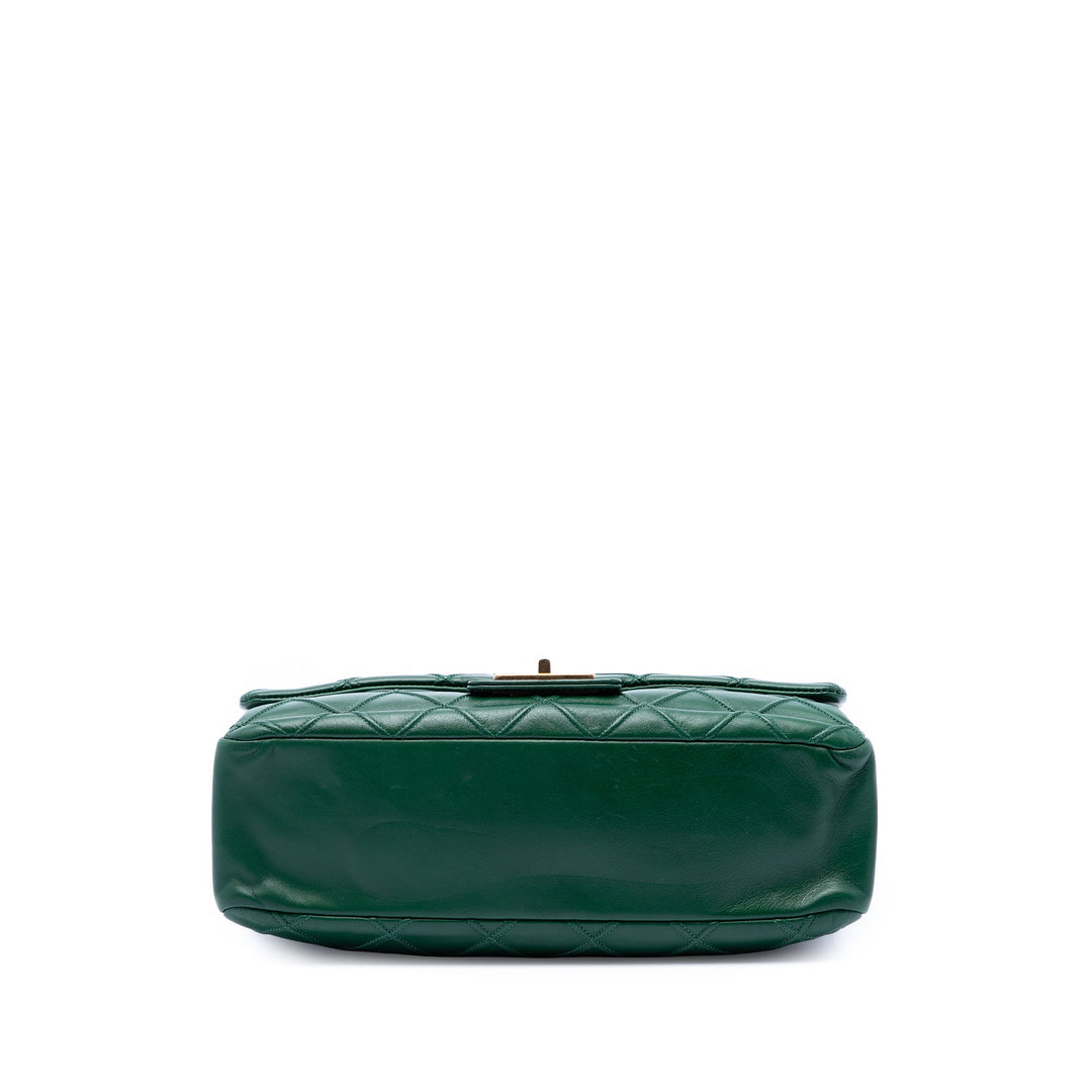 Chanel Jumbo Diamond Debossed Cuir de veau Reissue 2.55 Cosmos à rabat