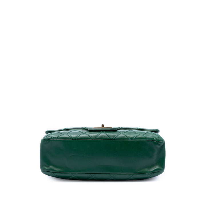 Chanel Jumbo Diamond Debossed Cuir de veau Reissue 2.55 Cosmos à rabat