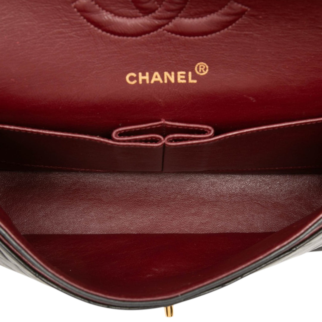 Chanel Medium Classic Cuir d'agneau Double rabat