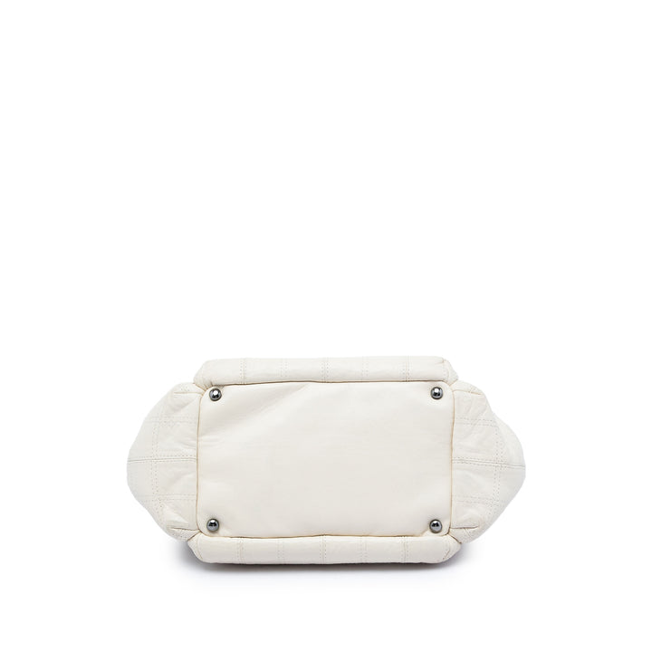Chanel Sac porté épaule Chocolate Bar LAX Accordion Cuir d'agneau Blanc – vue 3 – GABY PARIS
