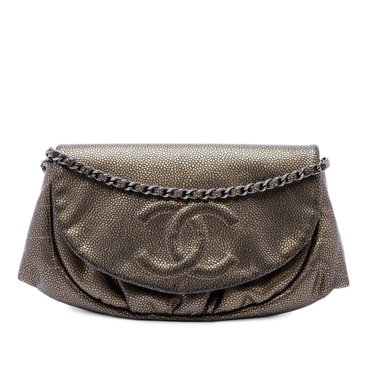 CC Métallisé Half Moon Wallet on Chain Cuir caviar Doré