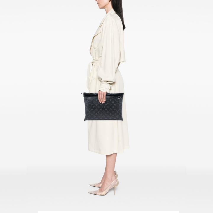 Louis Vuitton Monogram Eclipse Discovery Pochette GM