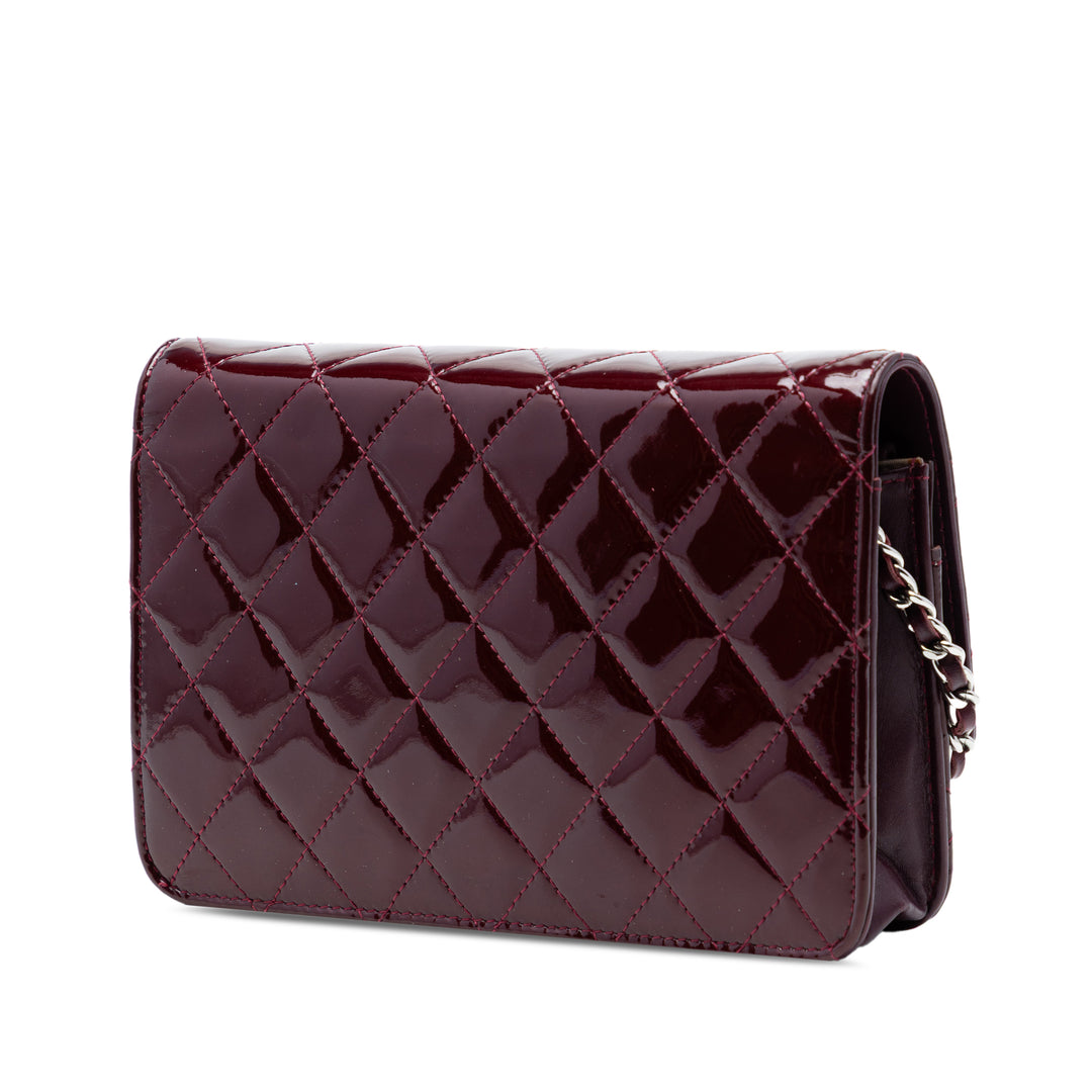 Chanel CC Matelassé Cuir verni Brilliant Wallet on Chain
